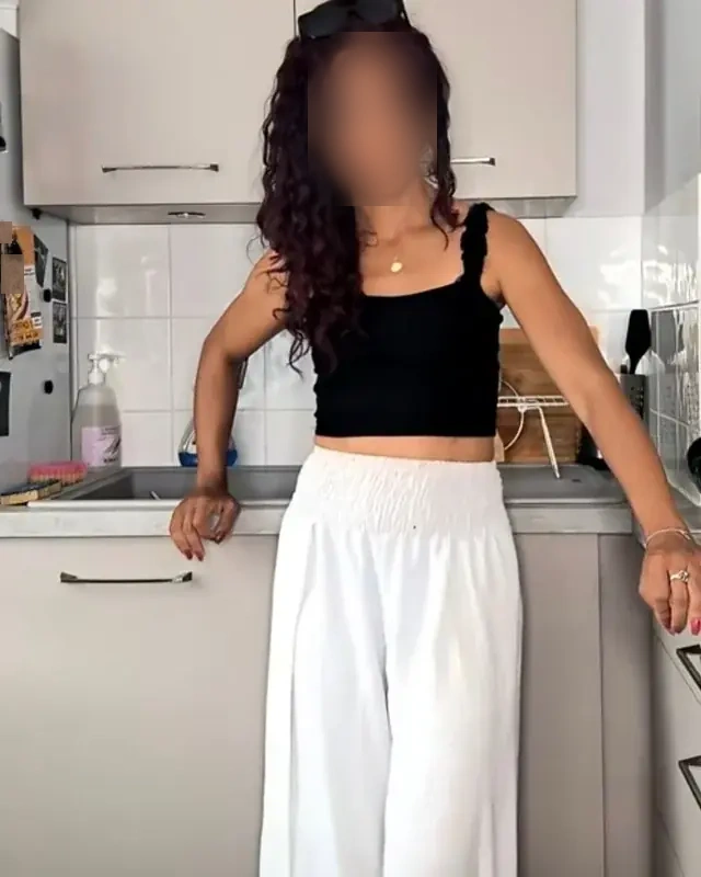 Clara - Image 2